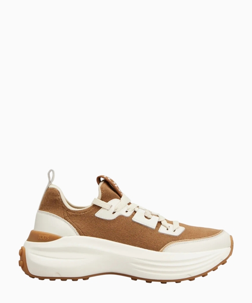 Sneakers in fabric and leather