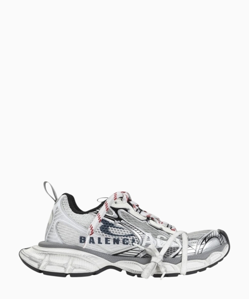 Logo sneakers