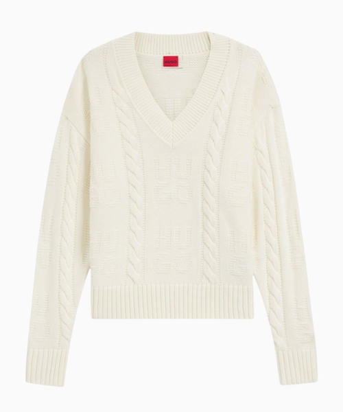 Pullover with cable knit