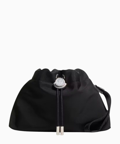 Trick water-repellent pouch