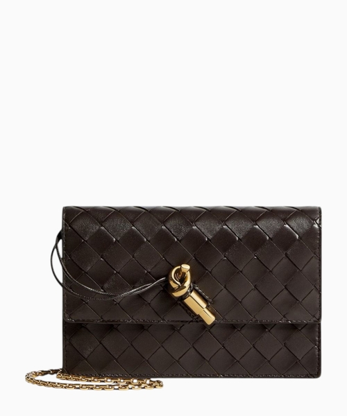 Andiamo pouch on chain