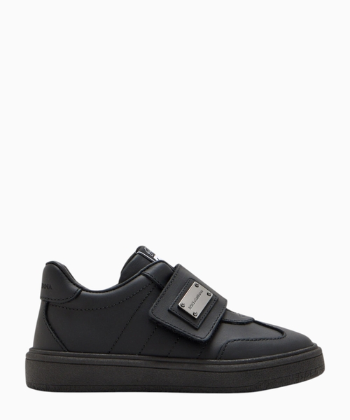 Logo plaque sneakers