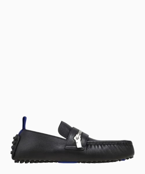 Chain-strap moccasin