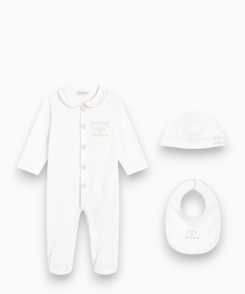 Interlock gift set with embroidery