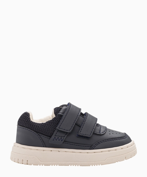 Logo sneakers