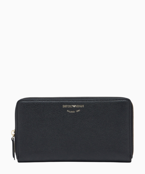 Wallet in pebbled leather