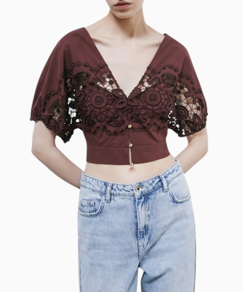Cotton top with floral embroidery