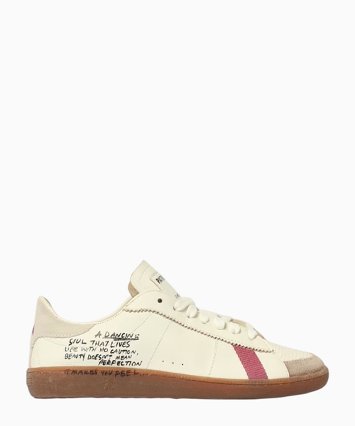 Logo sneakers