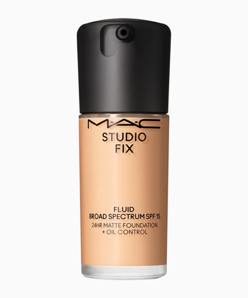 Тональная основа Studio Fix Fluid SPF 15 - NC17