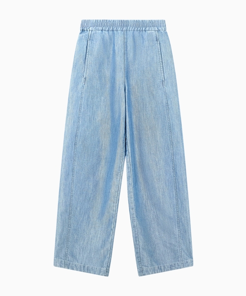 Wide-leg trousers with an elastic waist