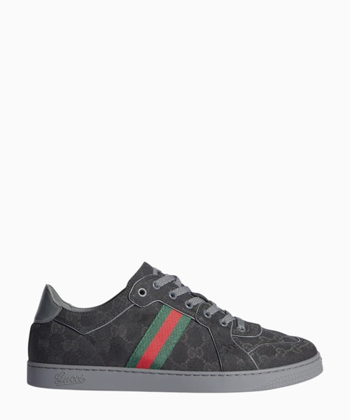 Stretch sneakers