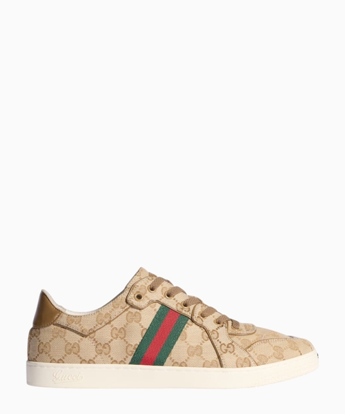 Stretch low-top sneaker