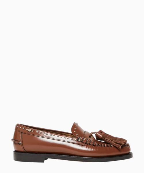 Leather loafers with tassels