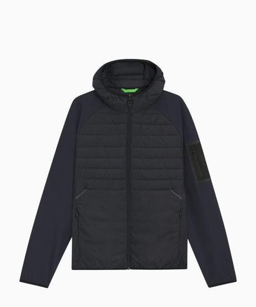 Water-repellent jacket with zipped pocket