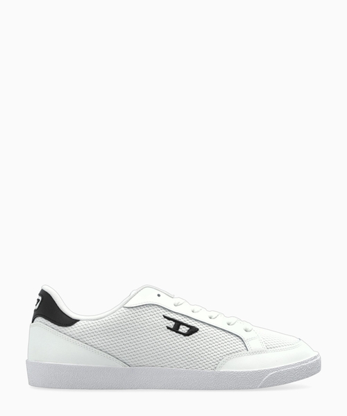 Logo sneakers