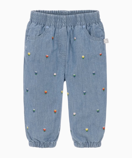 Jeans with embroidered flowers