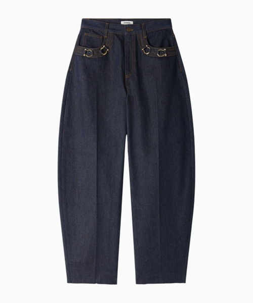 Barrel jeans with metal details