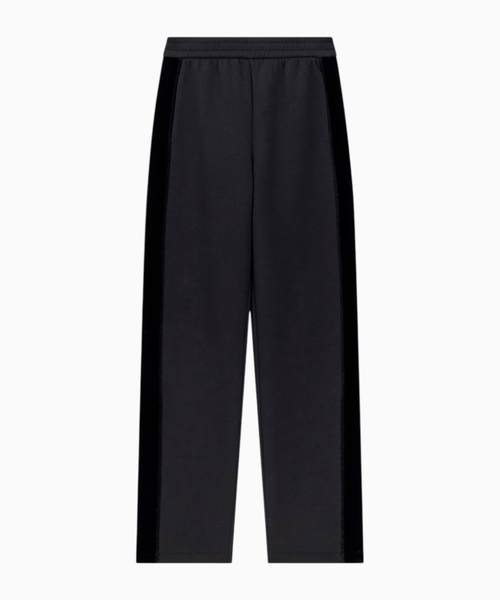 Double jersey pants with chenille tape