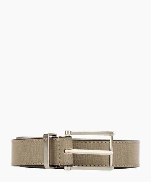Belt in textured leather