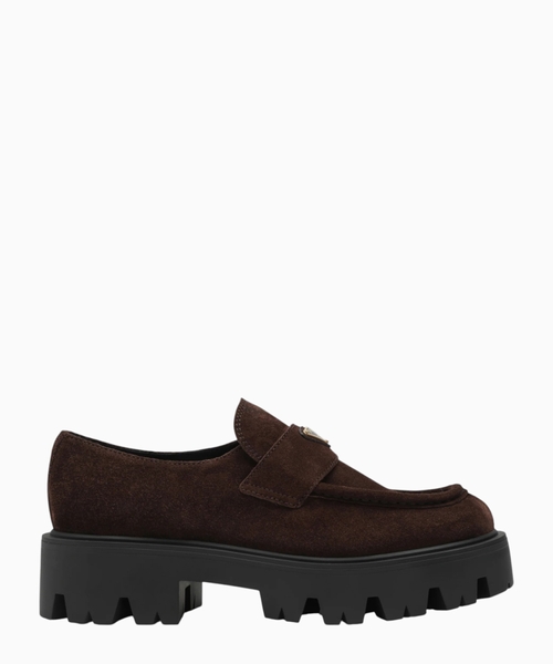 Suede loafer