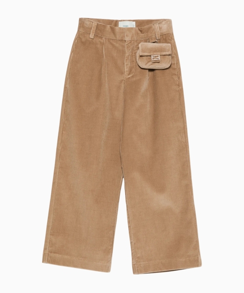 Loose-fitting pants