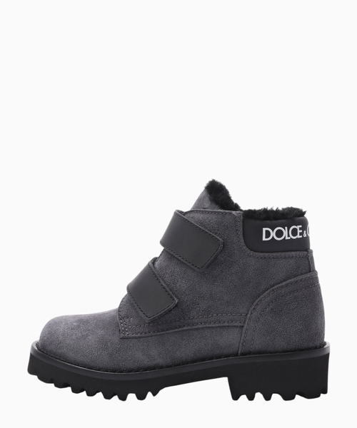 Logo boots