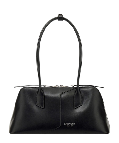 Handbag in leather with top handles and a zip closure