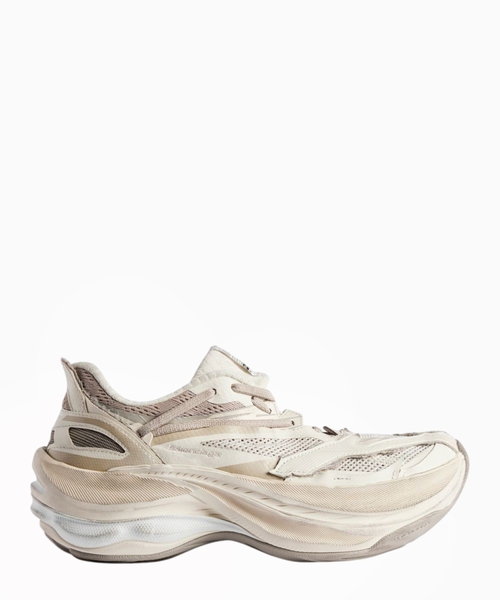 Jet sneakers