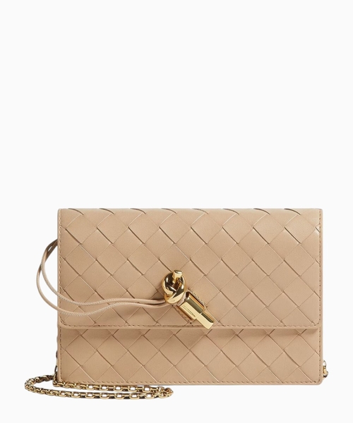 Andiamo pouch on chain