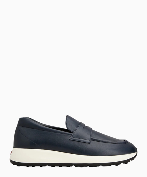 Sporty loafers in leather