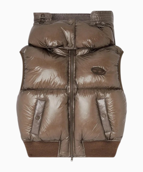 Vest in ripstop with detachable hood