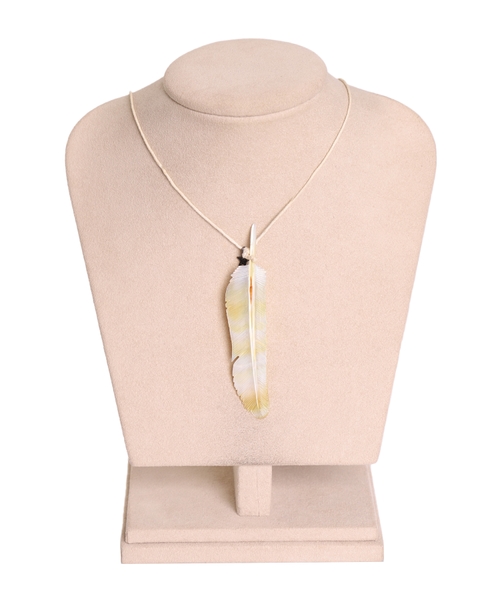 Lələk formalı kulonlu boyunbağı