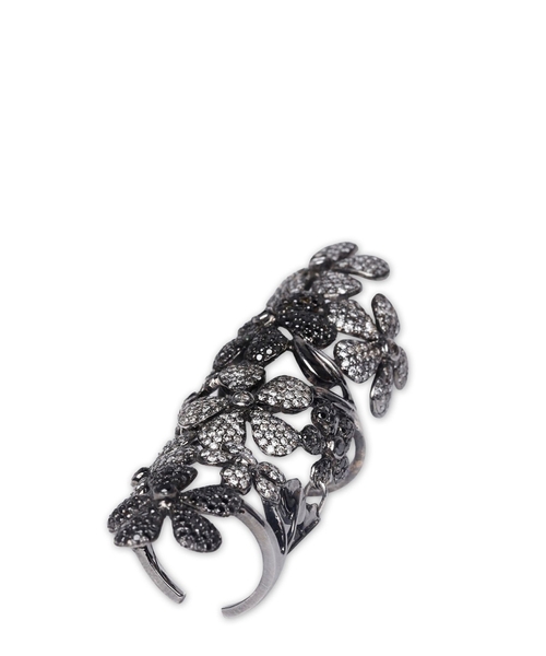Flowers shaped ring with diamonds