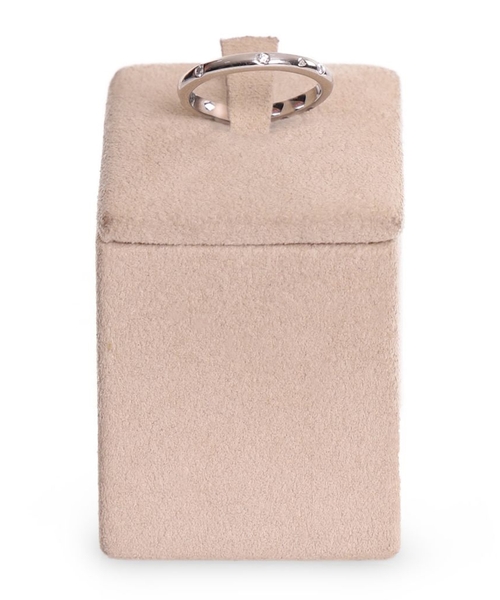 Wedding ring with diamonds