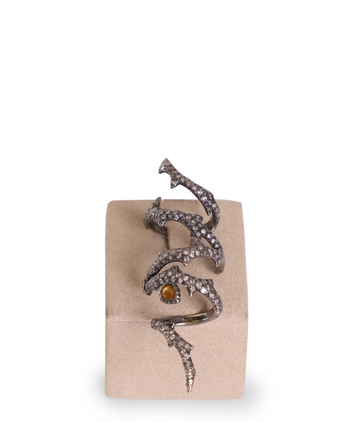 Brilliantlarla bəzədilmiş "Vine" üzük