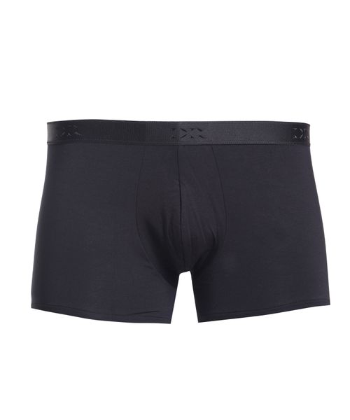 Fitted black boxers