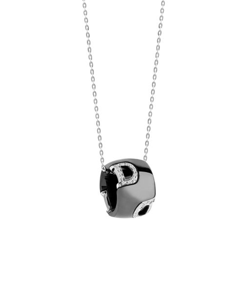 D. Icon ağ qızıl və qara keramikadan hazırlanmış brilyant üzüklü boyunbağı