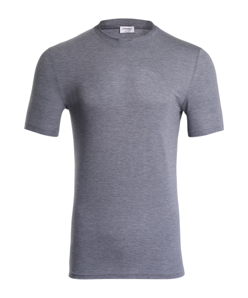 Серая футболка с короткими рукавами