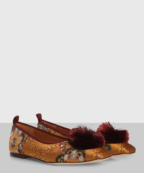 Pom pom hot sale flats