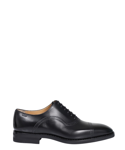 Lace-up oxford shoes in black