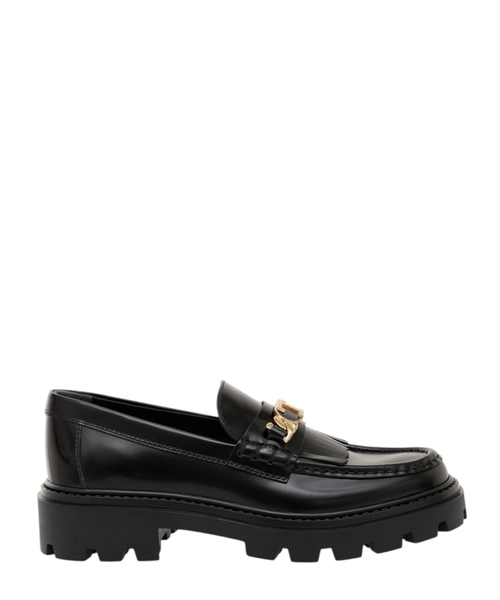 Logo applique detail leather loafers