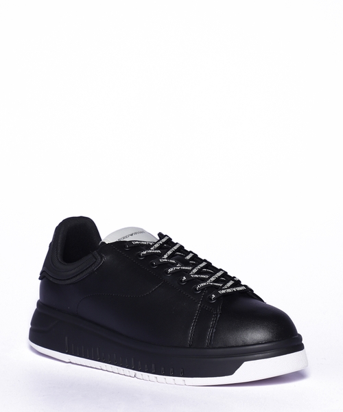 Logo detail leather sneakers