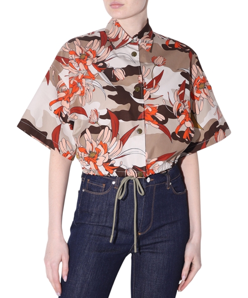 Short sleeve shirt with classic collar