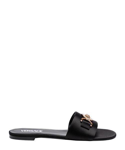 Kristallarla bəzəkli La Medusa səndəli