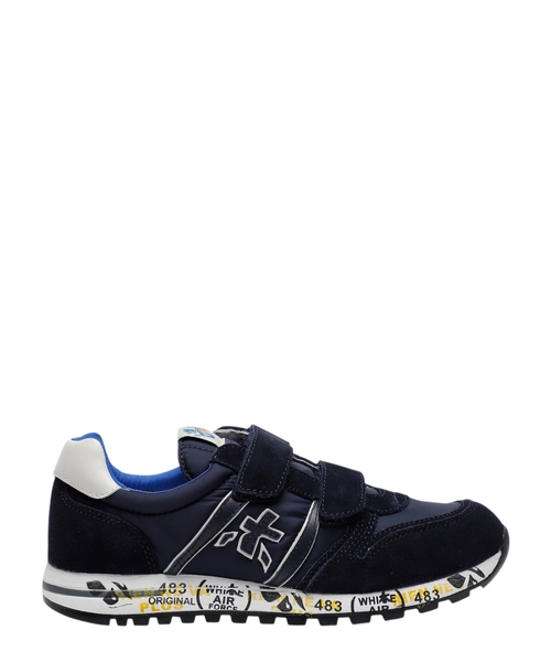 Logo detailing sneakers