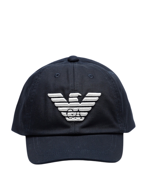 Logo detailing cap