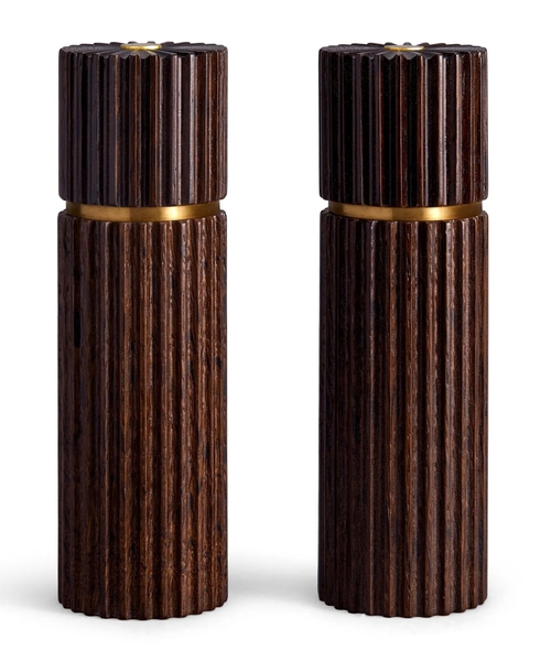 Natural wood salt and pepper mills