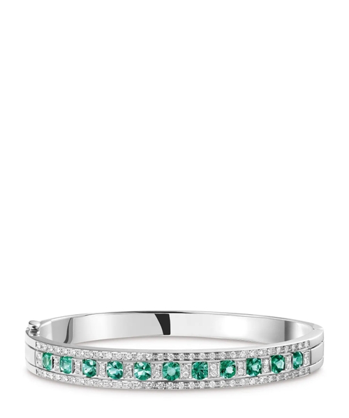 Emerald and diamonds embellished bracelet