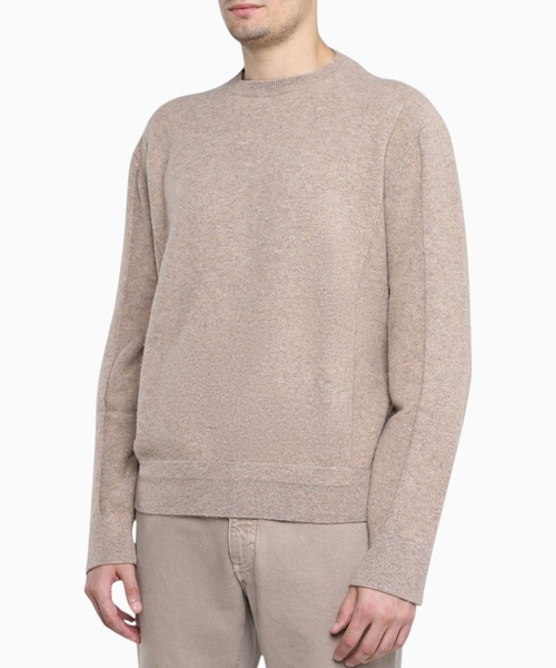 Straight-fit jumper