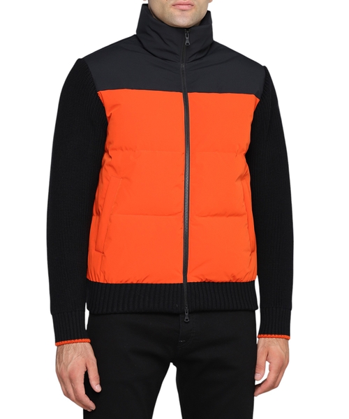 Long sleeve jacket with zip fastening